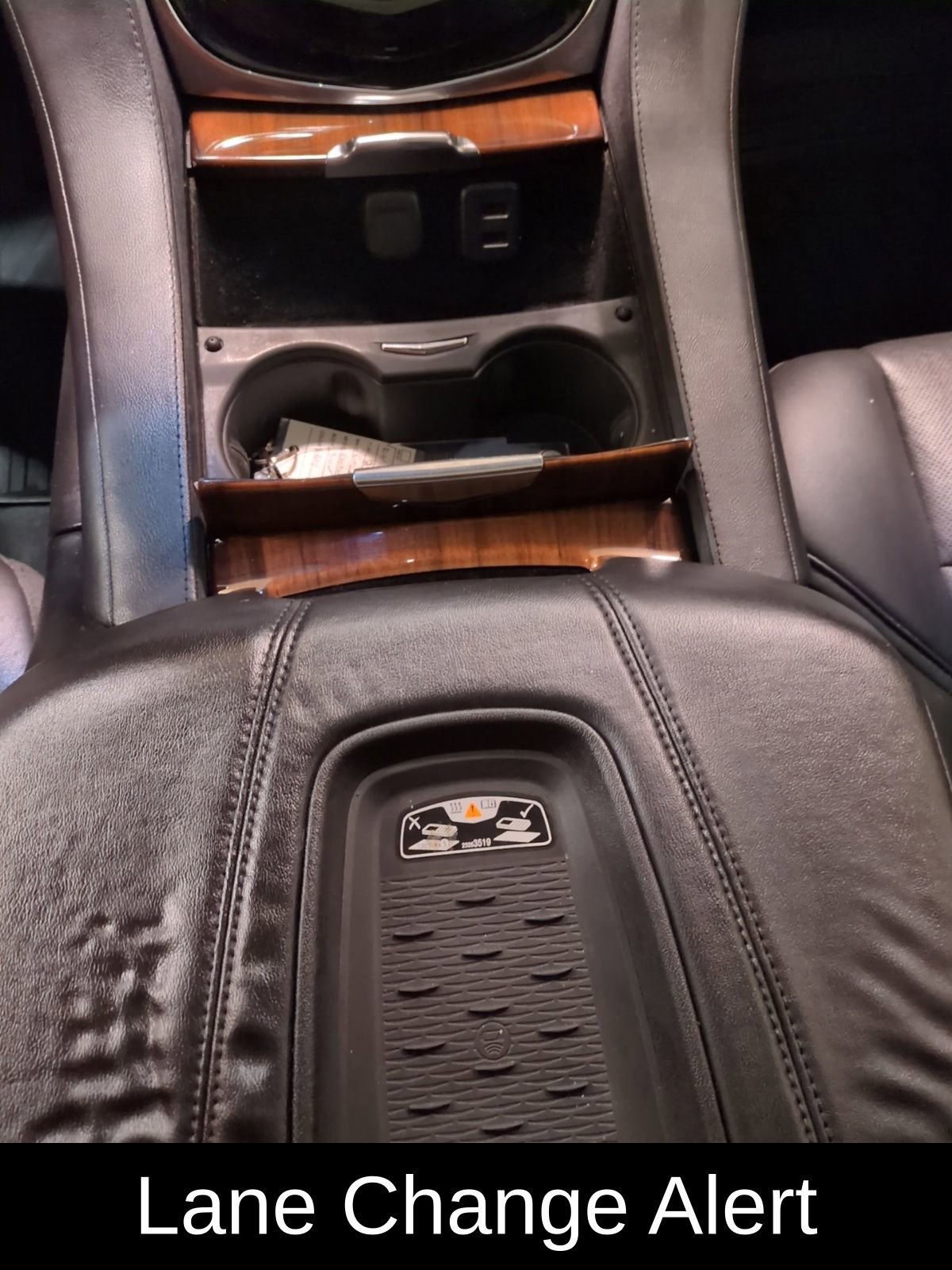 Used 2017 Cadillac Escalade Premium Luxury image 19