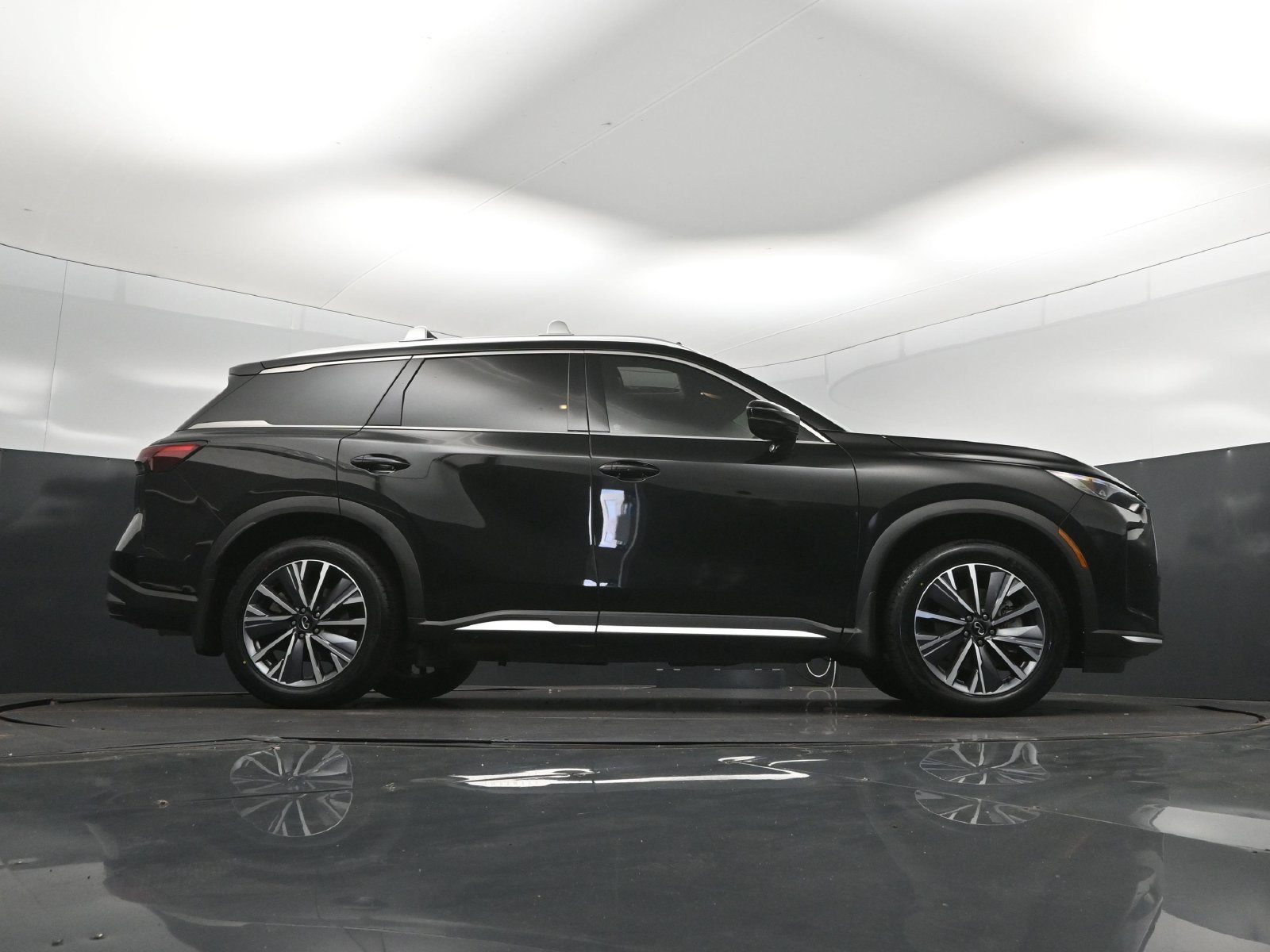Used 2026 INFINITI QX60 Luxe w/ Cargo Package FWD image 44