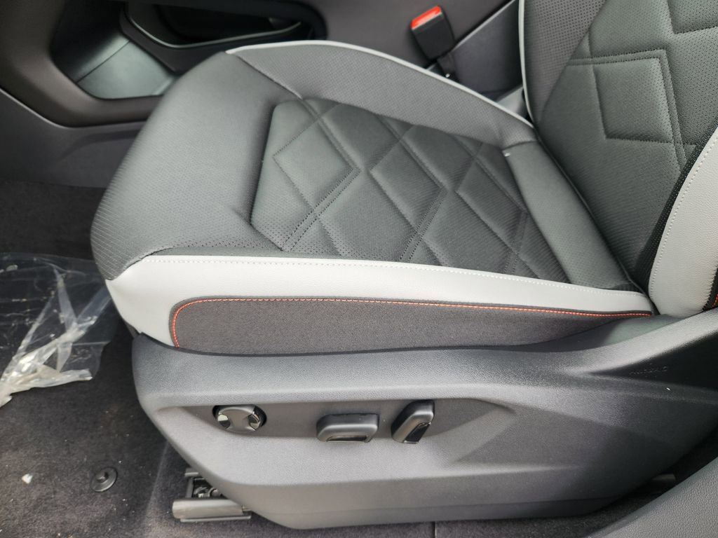New 2026 Volkswagen Atlas Peak Edition AWD/4WD image 11