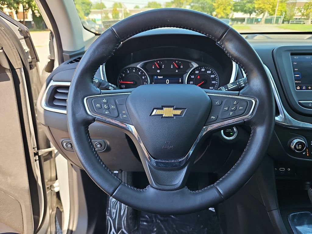 Used 2021 Chevrolet Equinox LT FWD image 19