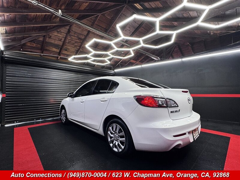 Used 2012 MAZDA MAZDA3 i Sport FWD image 4