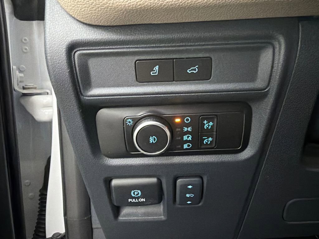 Used 2024 Ford Expedition Max Limited AWD/4WD image 35