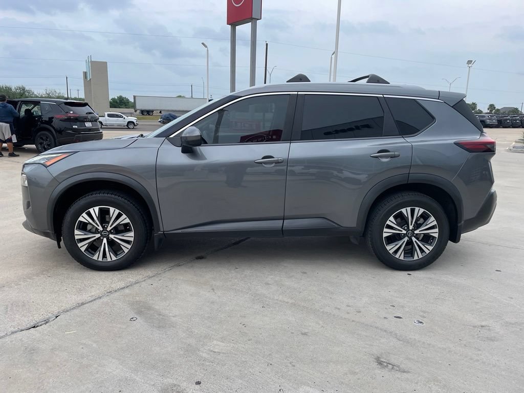 Certified 2022 Nissan Rogue SV w/ SV Premium Package FWD image 4