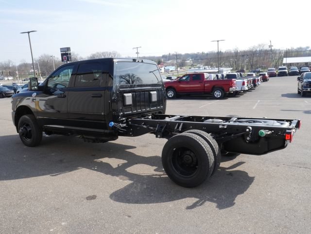 New 2026 RAM 3500 Tradesman w/ Safety Group AWD/4WD image 7