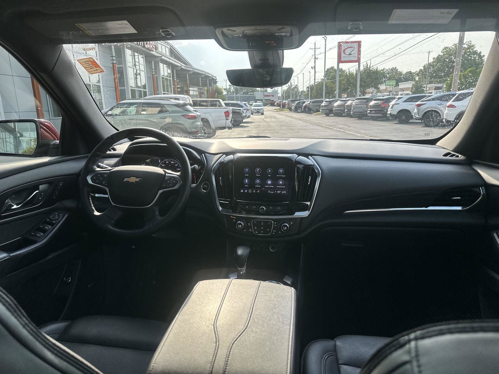 Used 2023 Chevrolet Traverse High Country FWD image 20