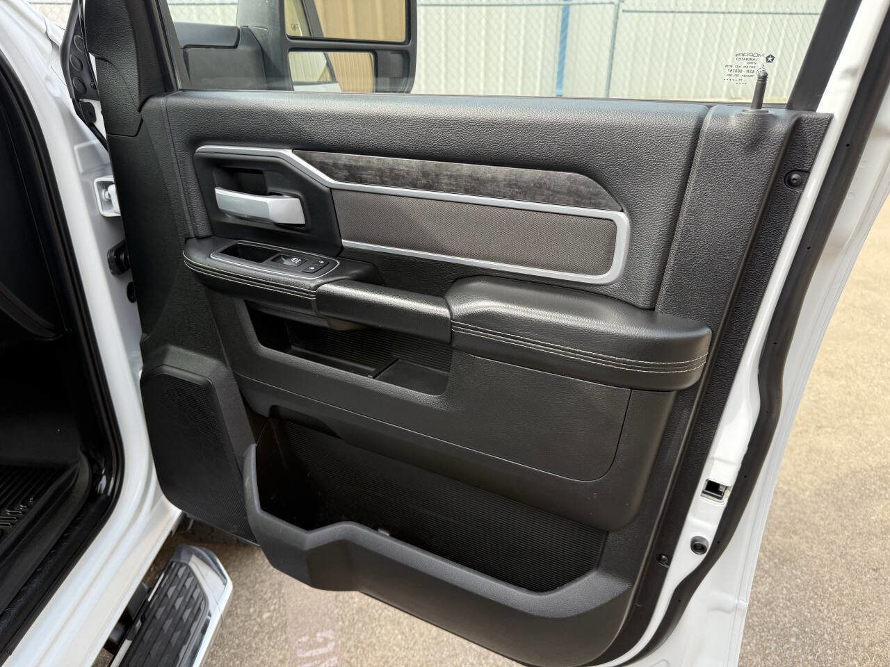 Used 2024 RAM 2500 Big Horn image 19