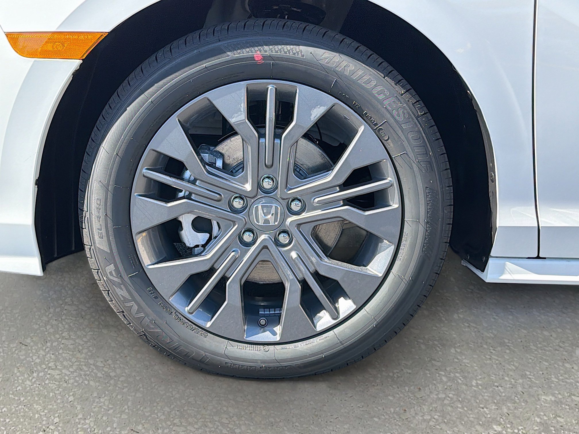 New 2026 Honda Odyssey Touring image 47