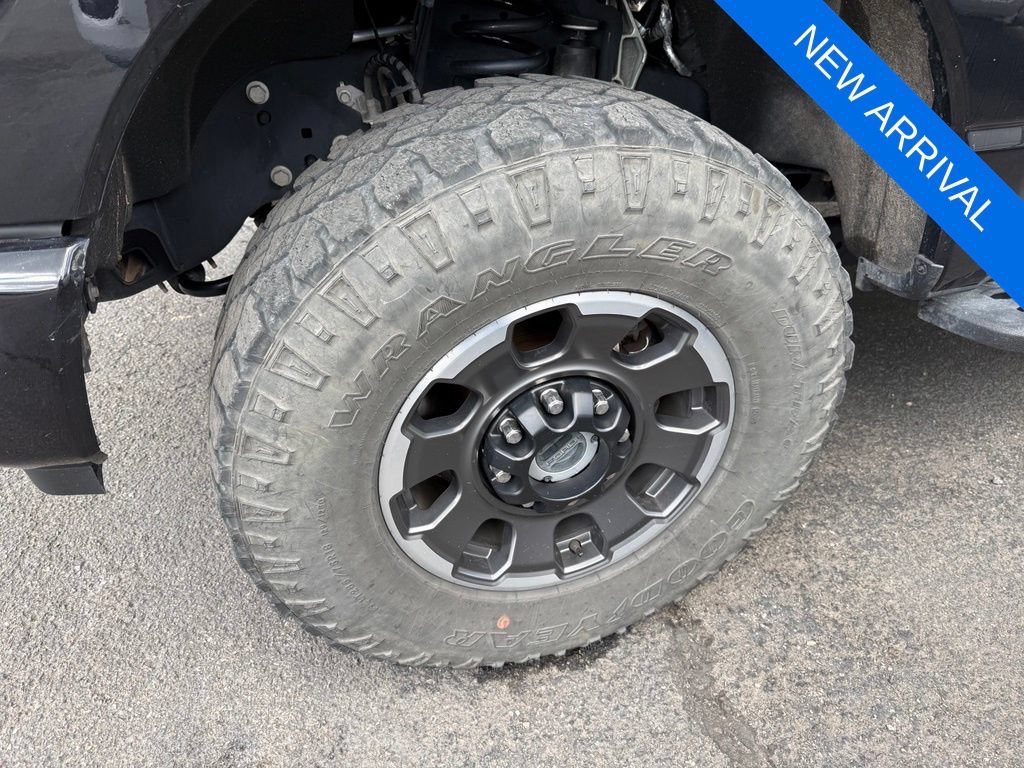 Used 2024 Ford F350 Platinum w/ Tremor Off-Road Package AWD/4WD image 9