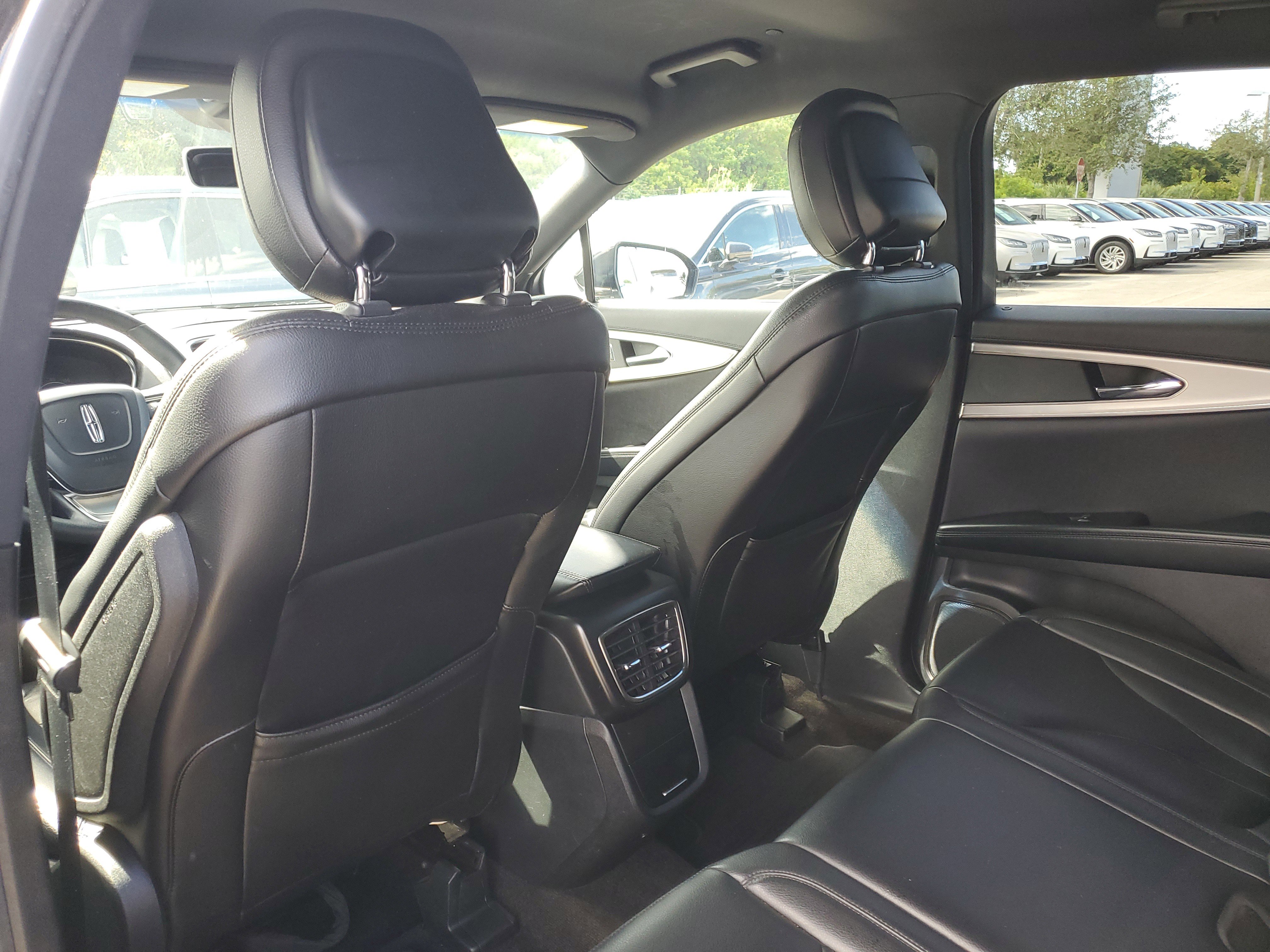 Certified 2020 Lincoln Nautilus FWD image 6