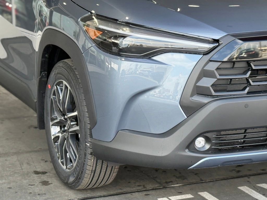 Used 2026 Toyota Corolla Cross XLE image 8