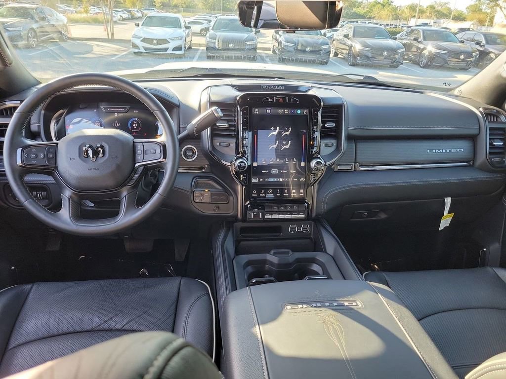 Used 2024 RAM 2500 Limited image 2