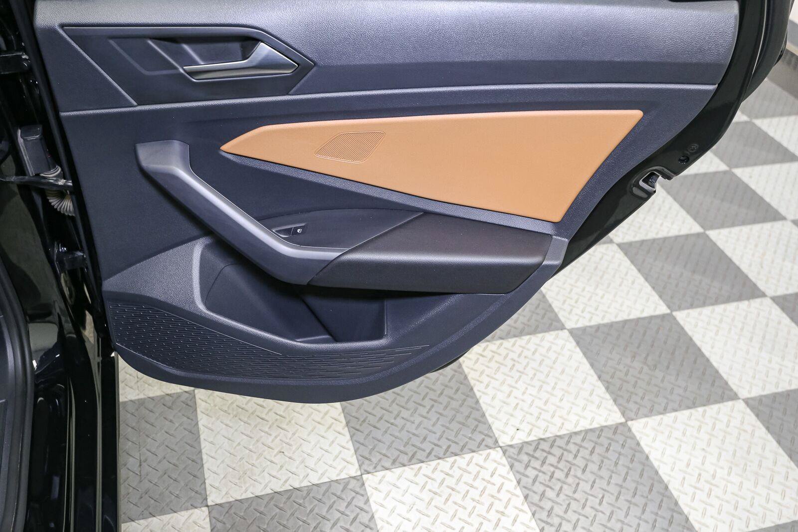 Certified 2023 Volkswagen Jetta SEL FWD image 26