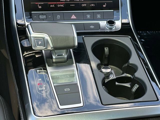 Used 2025 Audi Q7 3.0T Premium Plus AWD/4WD image 6