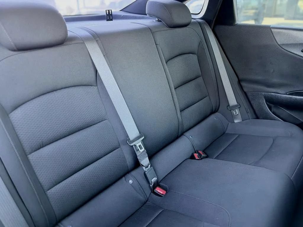 Used 2024 Chevrolet Malibu LS w/ Driver Confidence Package FWD image 17