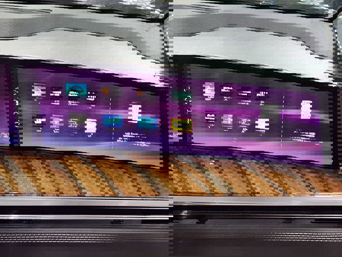 Used 2025 Cadillac Escalade ESV Sport Platinum image 53