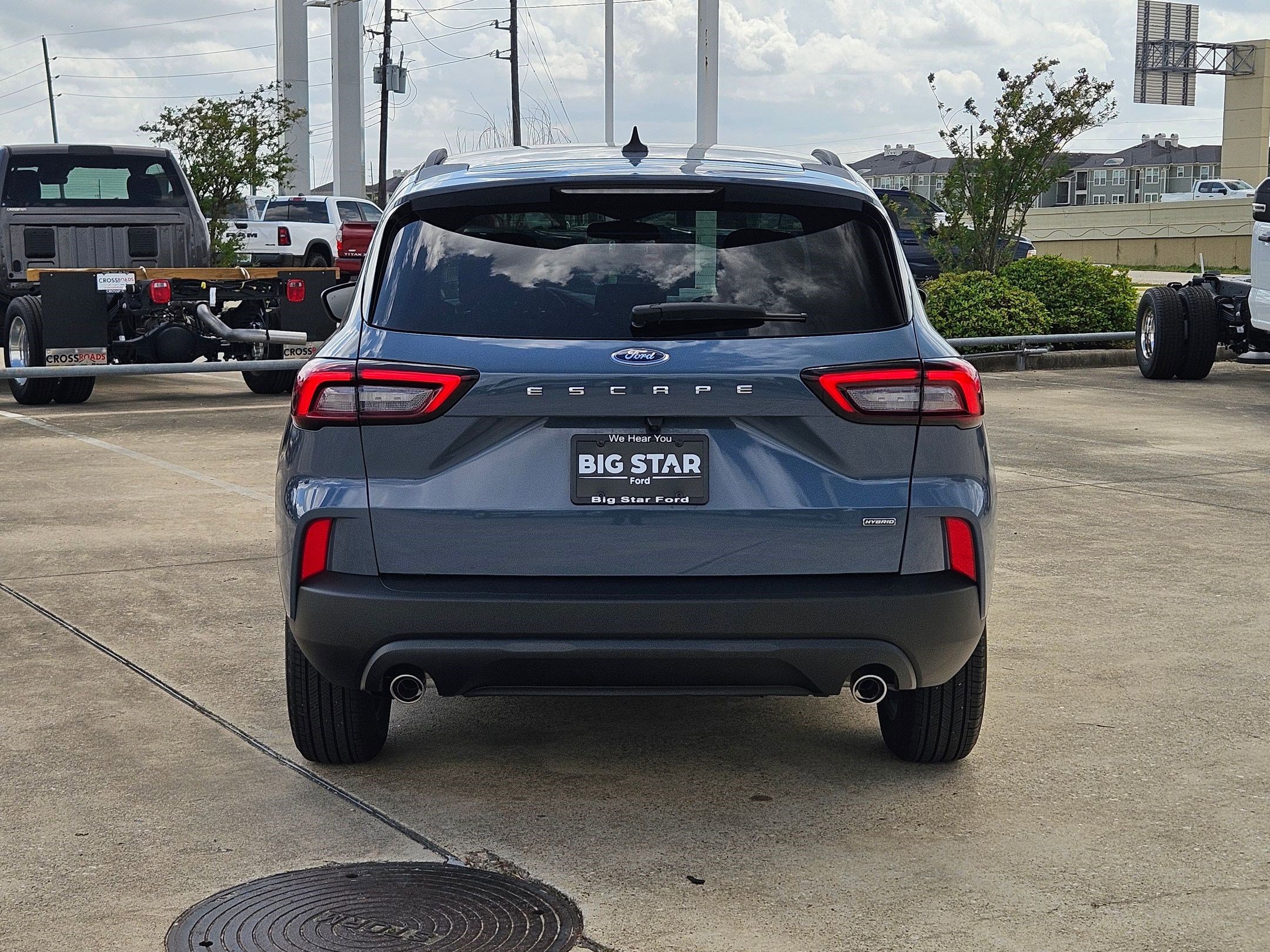 Used 2025 Ford Escape ST-Line w/ Equipment Group 301A image 5