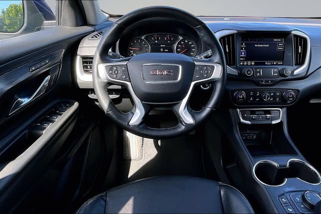 Used 2023 GMC Terrain SLT AWD/4WD image 8