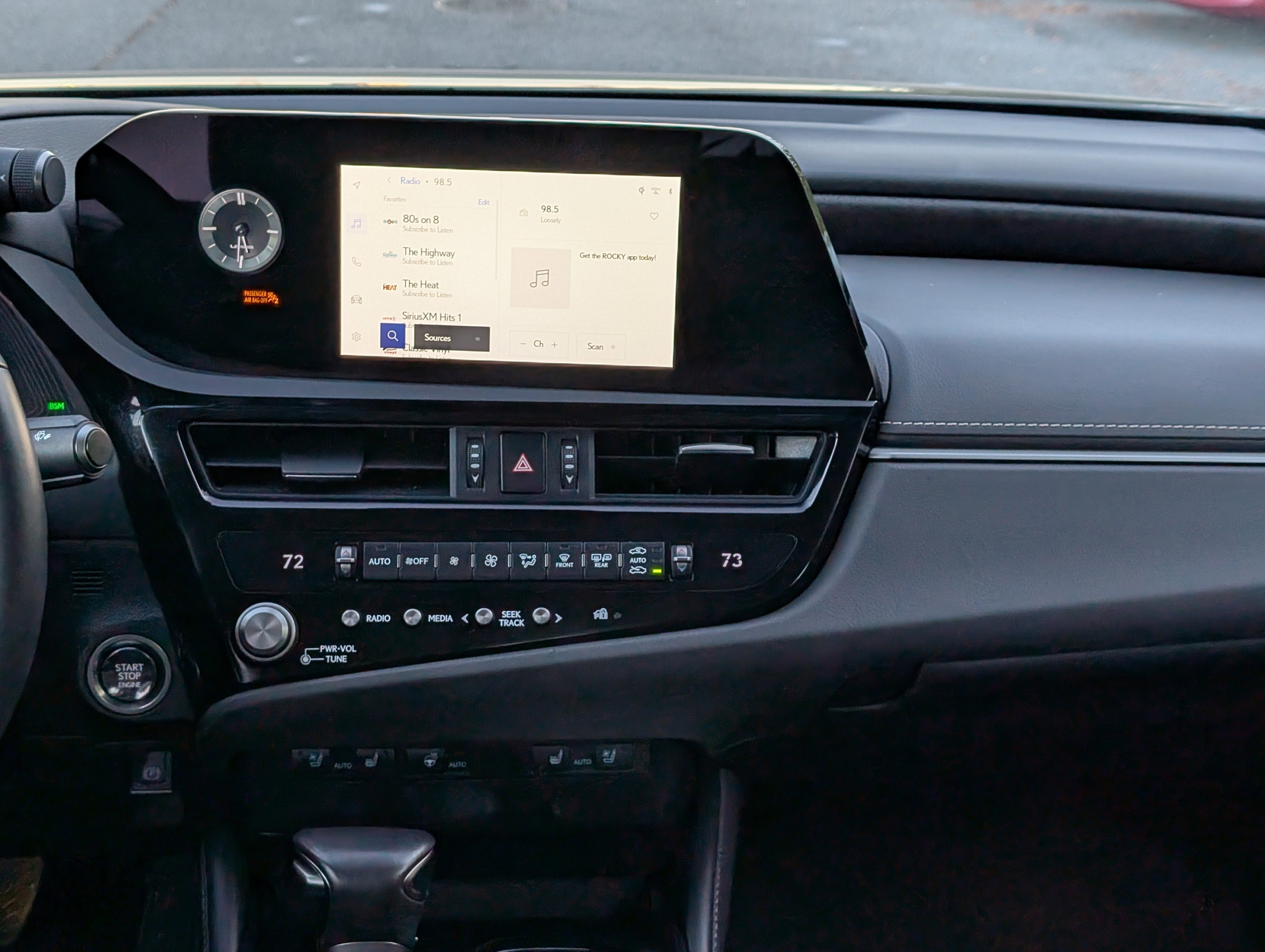 Certified 2025 Lexus ES 350 w/ Premium Package image 17