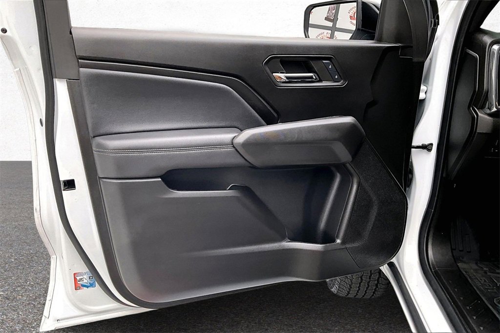 Used 2024 GMC Canyon Elevation w/ Trailering Package image 17