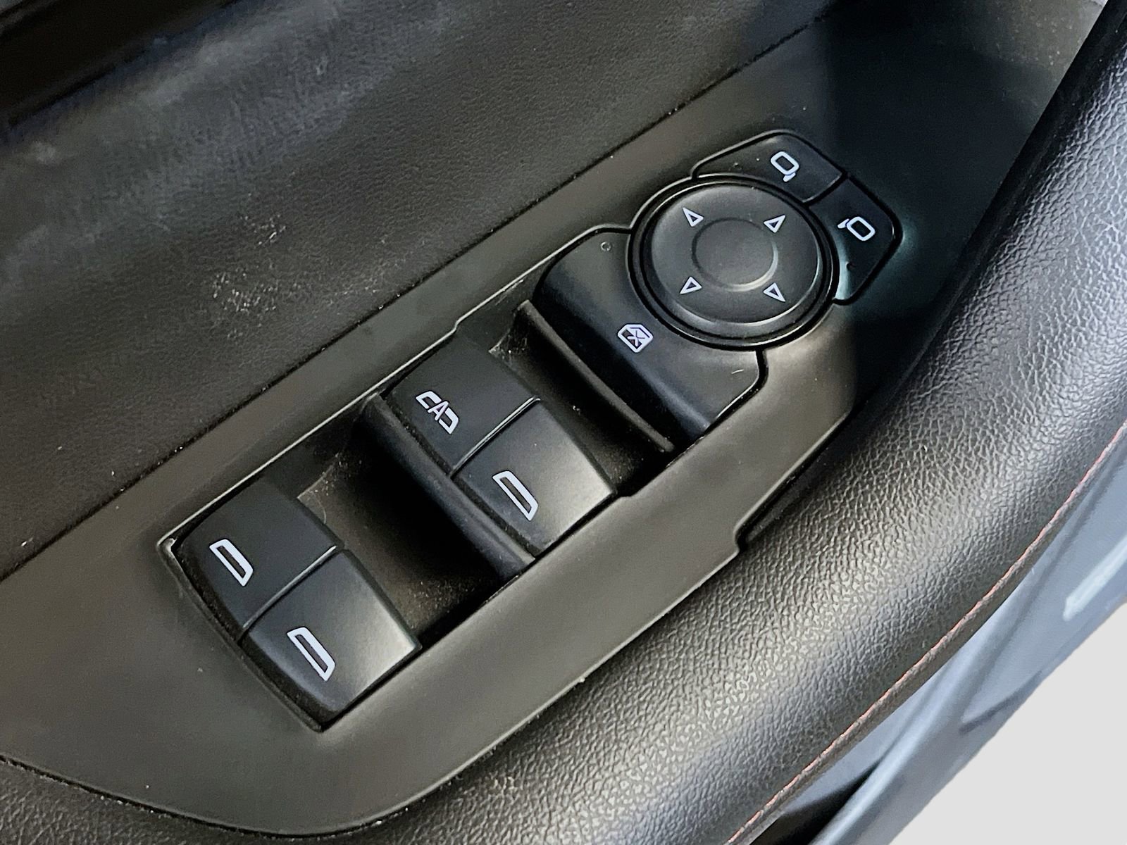 Used 2024 Chevrolet Blazer RS w/ Driver Confidence II Package image 18