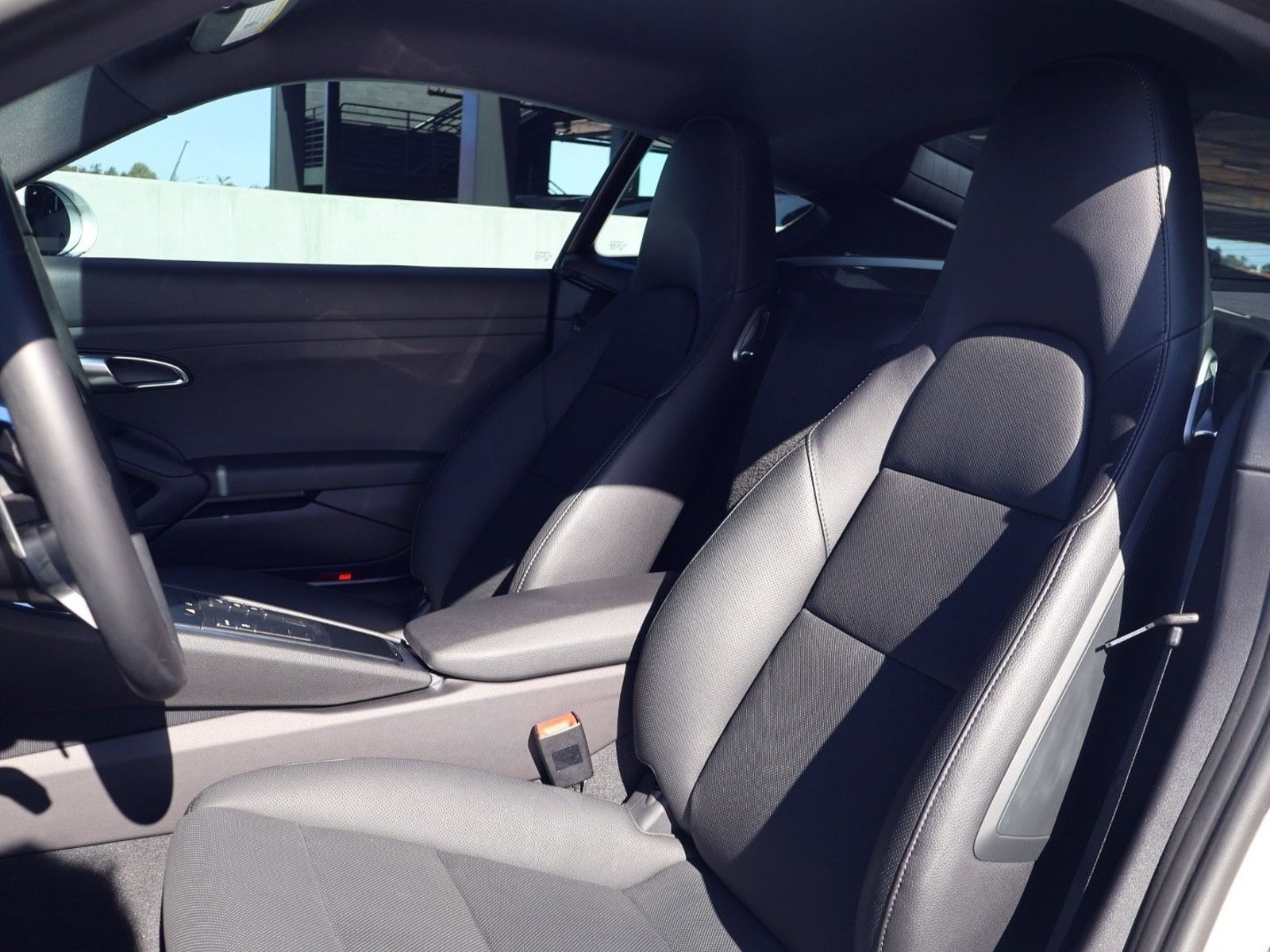 Certified 2024 Porsche 718 Cayman w/ Premium Package RWD image 5