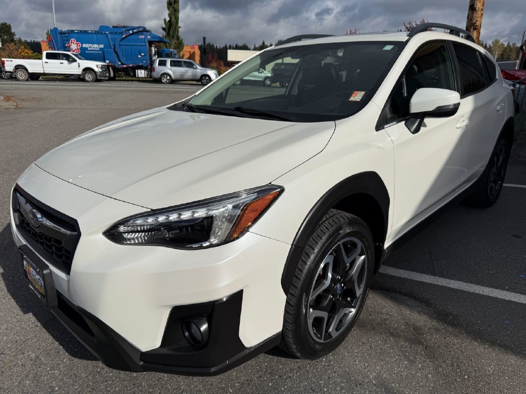 Used 2019 Subaru Crosstrek 2.0i Limited w/ Moonroof Package w/Navigation AWD/4WD image 3