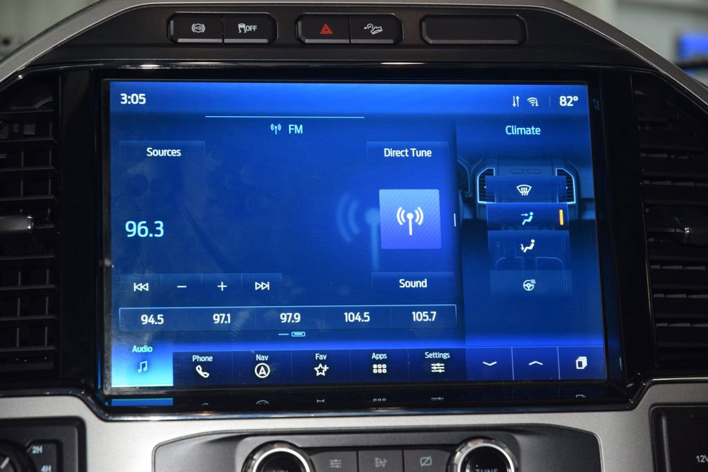 Used 2022 Ford F350 Lariat w/ Black Appearance Package image 30