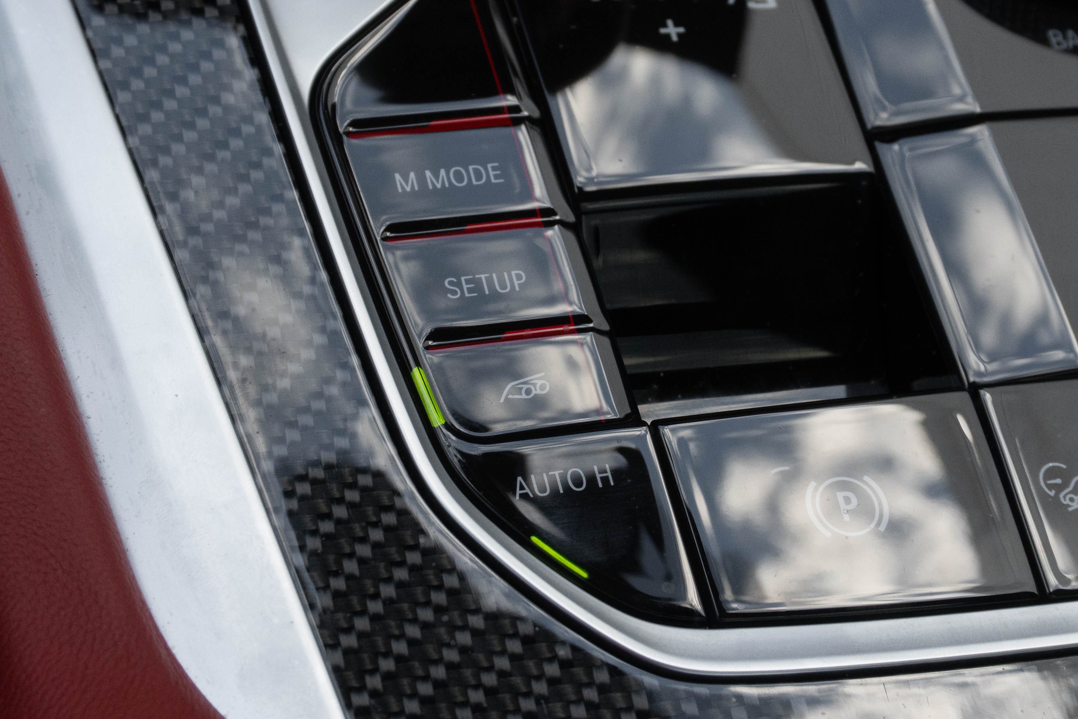 Used 2026 BMW X6 M Competition w/ Executive Package image 30