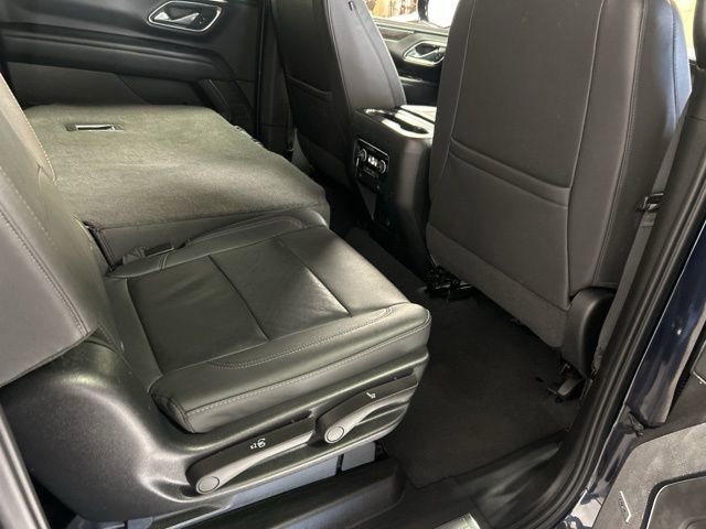 Used 2023 Chevrolet Suburban LT image 18