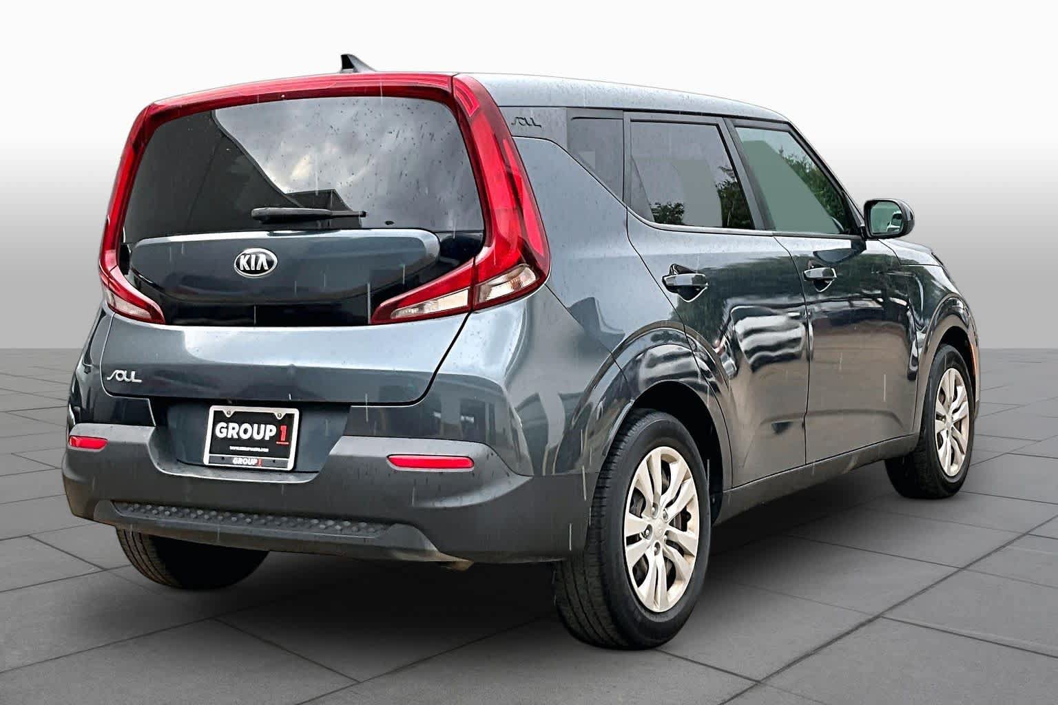 Used 2020 Kia Soul LX FWD image 13