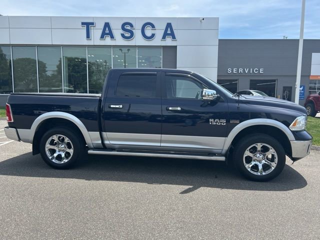 Used 2014 RAM 1500 Laramie w/ Convenience Group AWD/4WD image 10