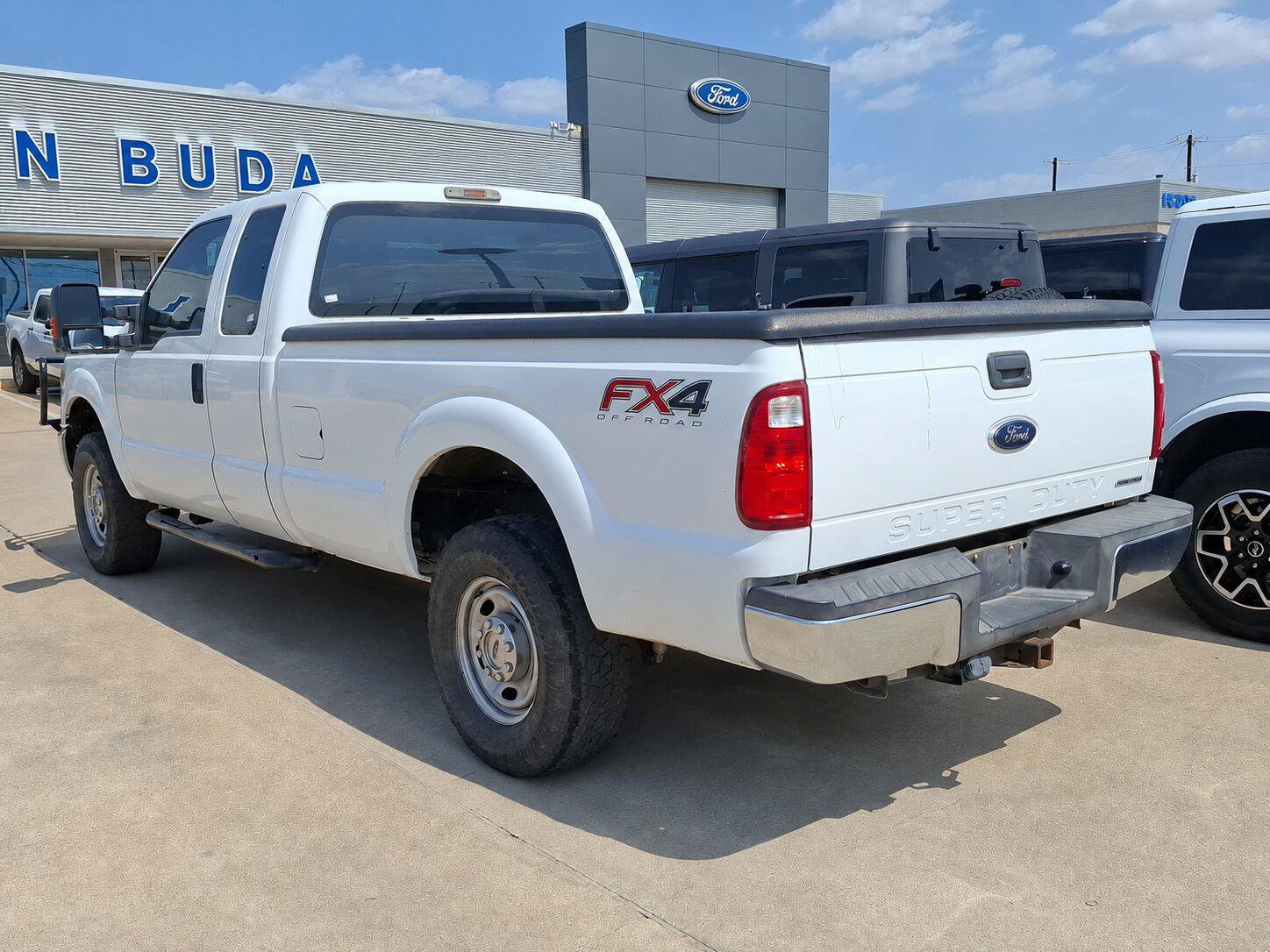 Used 2015 Ford F250 XL w/ Power Equipment Group AWD/4WD image 8