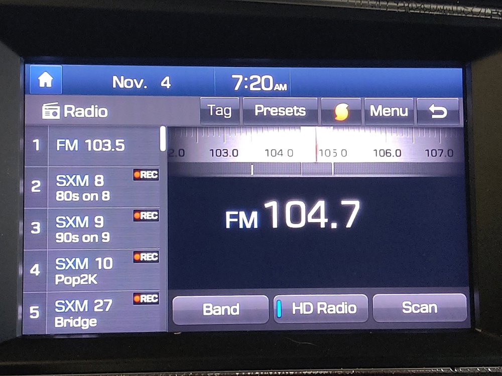 Used 2017 Hyundai Elantra SE image 25