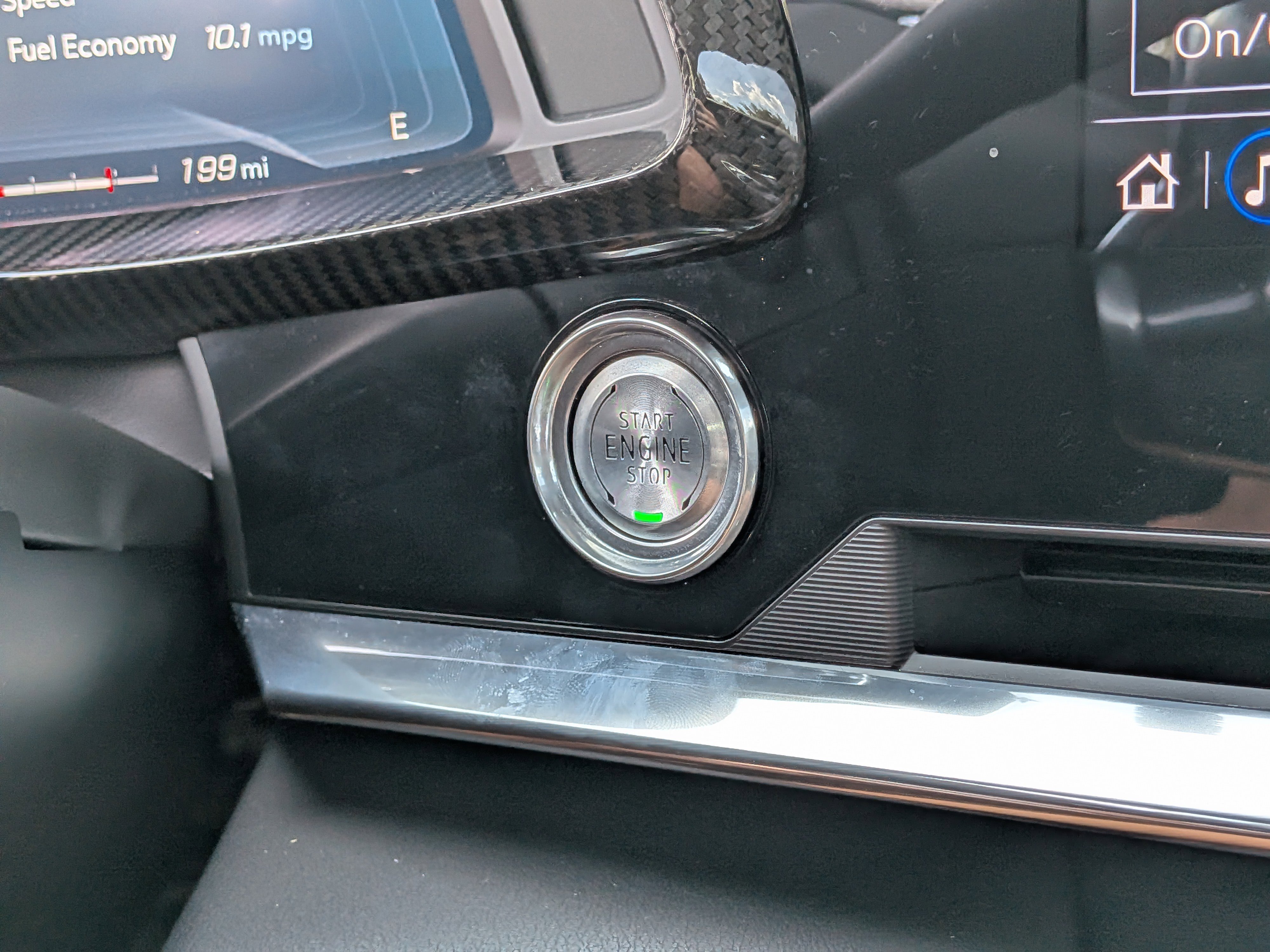 Used 2020 Chevrolet Corvette Stingray Preferred Conv w/ 2LT Preferred Equipment Group RWD image 27