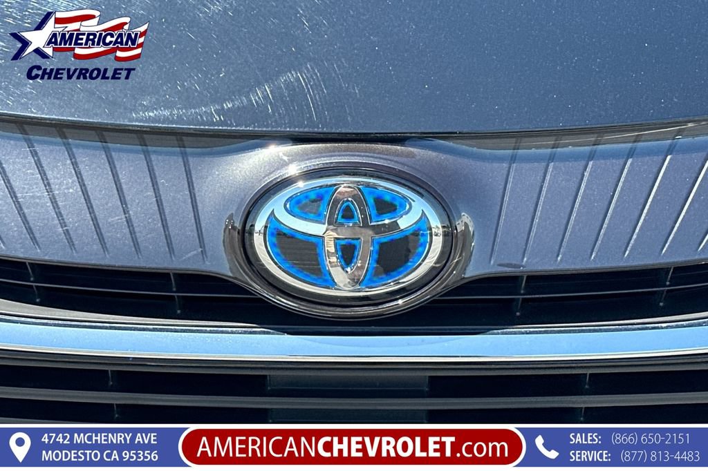 Used 2024 Toyota Venza LE AWD/4WD image 39