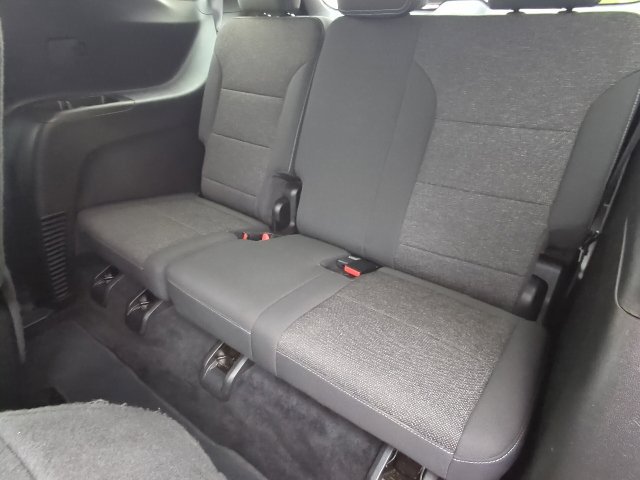 Used 2024 Chevrolet Traverse LT FWD image 26