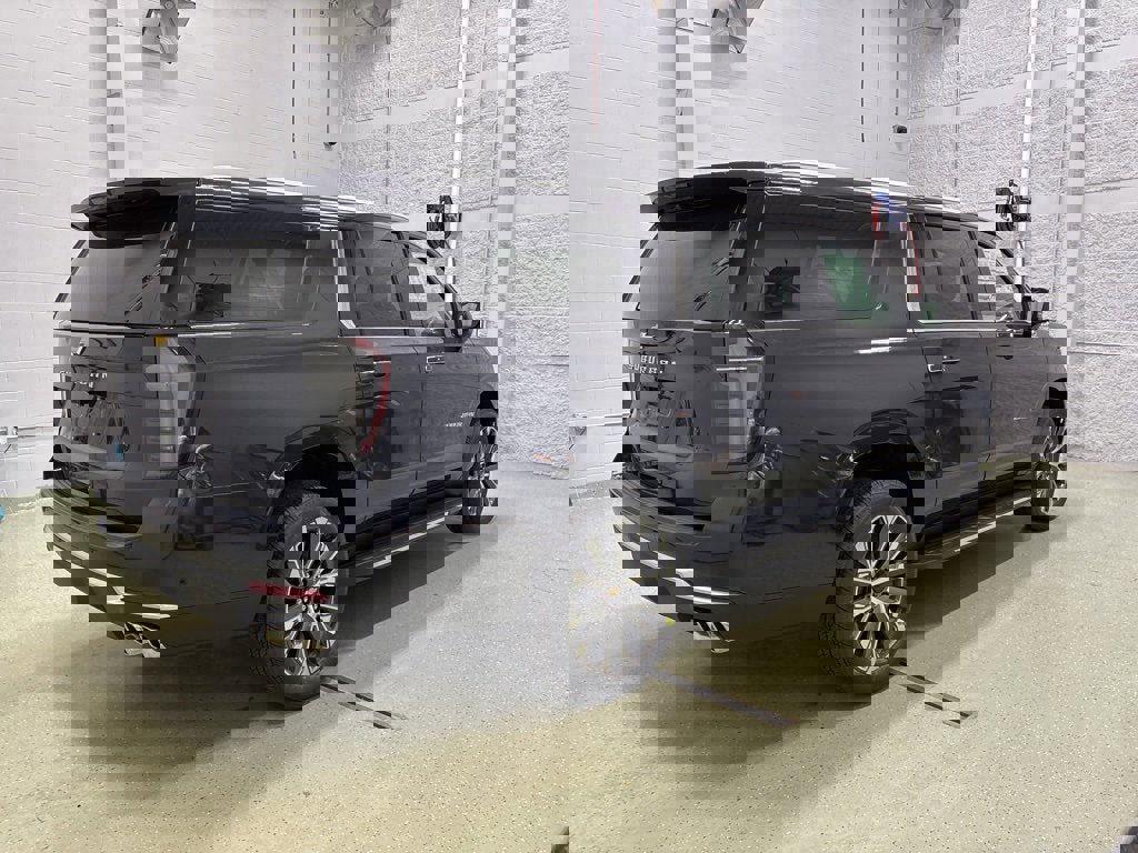 New 2026 Chevrolet Suburban High Country w/ Sun And Tow Package image 3