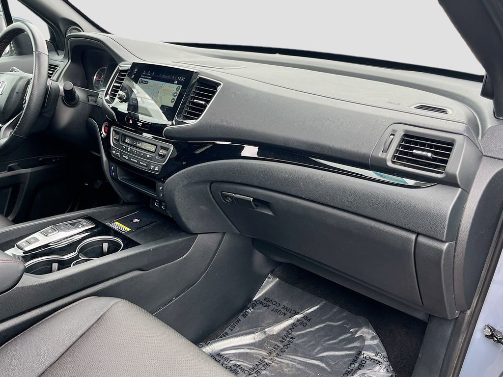 Used 2024 Honda Passport Black Edition image 31