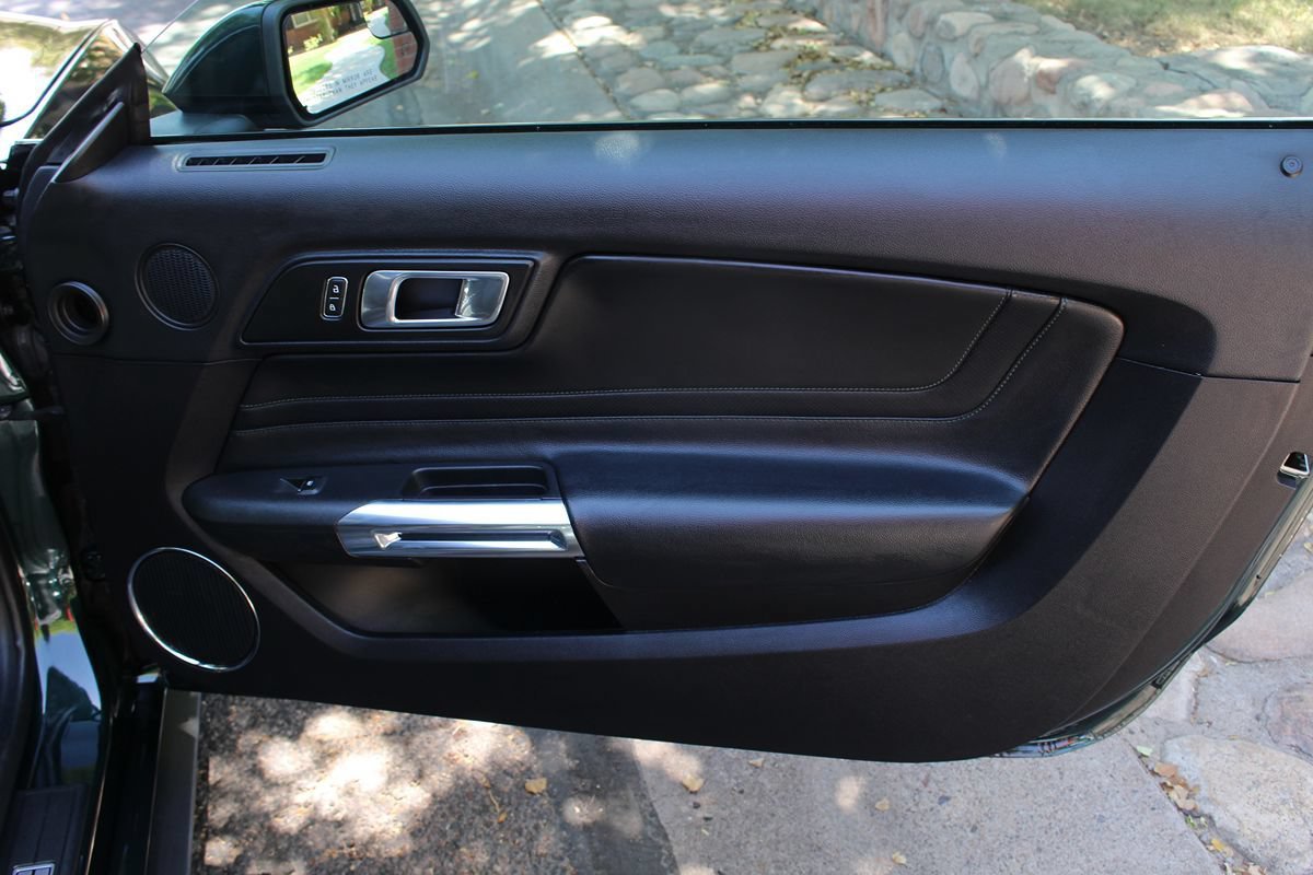 Used 2019 Ford Mustang Bullitt RWD image 18