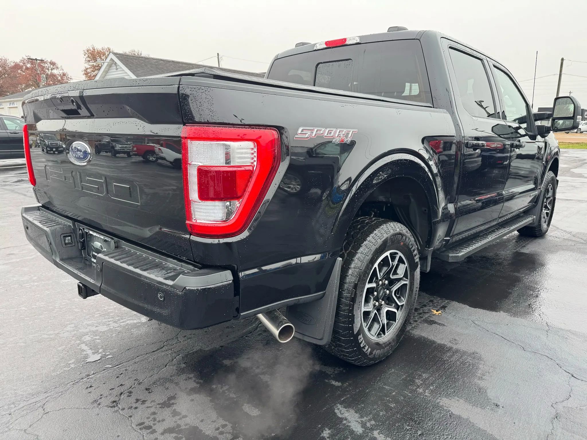 Used 2023 Ford F150 Lariat image 3