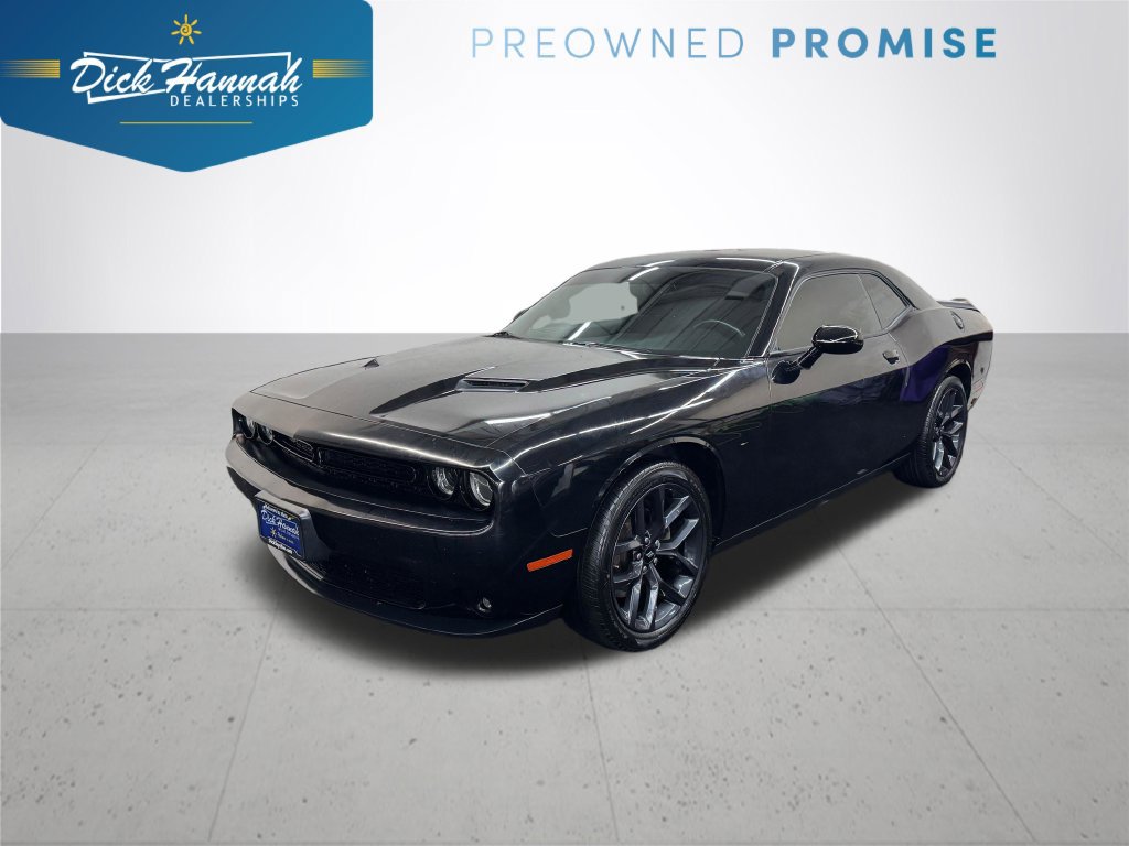 Used 2019 Dodge Challenger SXT w/ Blacktop Package RWD image 1