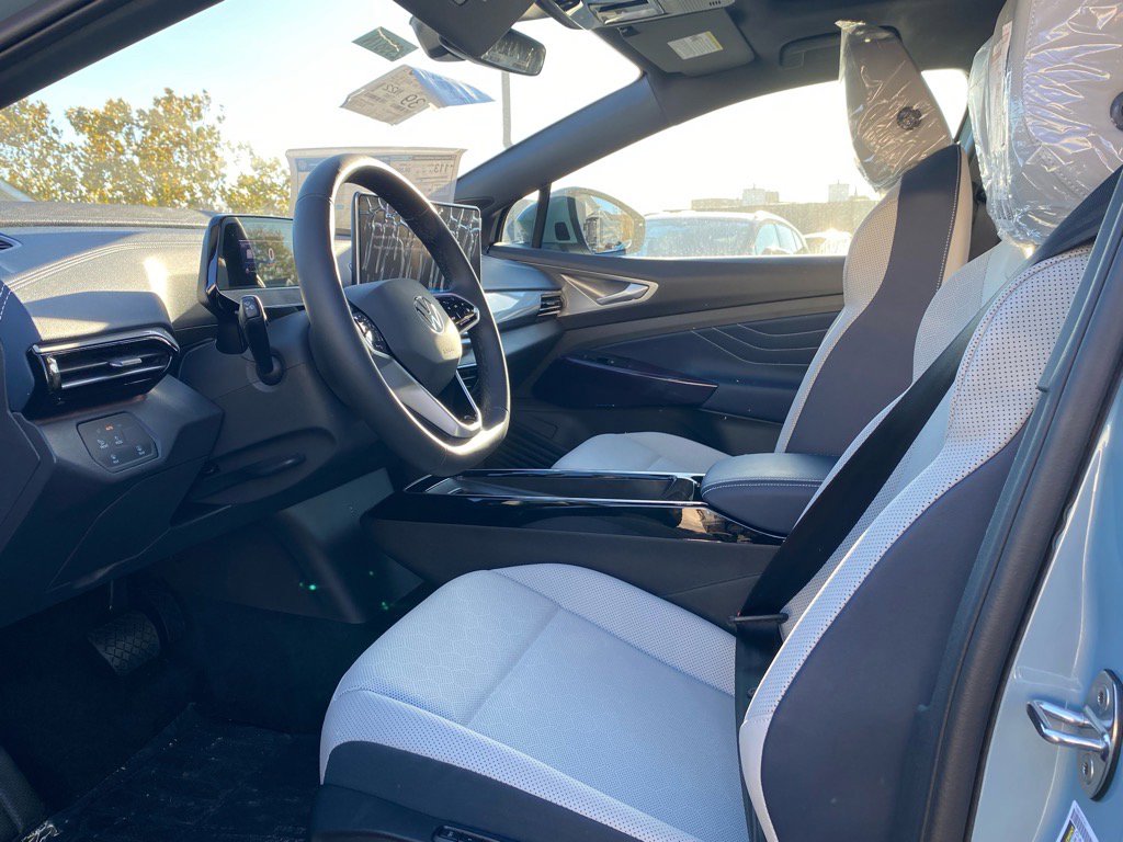 New 2025 Volkswagen ID.4 Pro S image 8