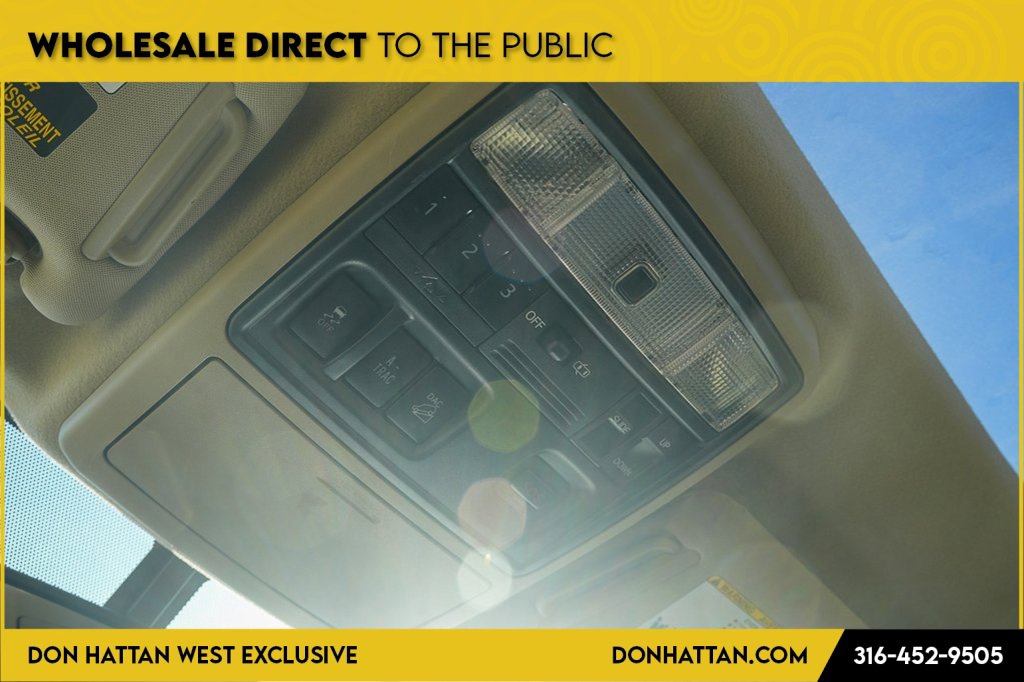 Used 2016 Toyota 4Runner Limited image 13