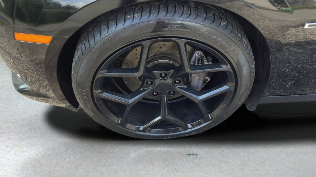 Used 2015 Chevrolet Camaro SS w/ RS Package RWD image 15