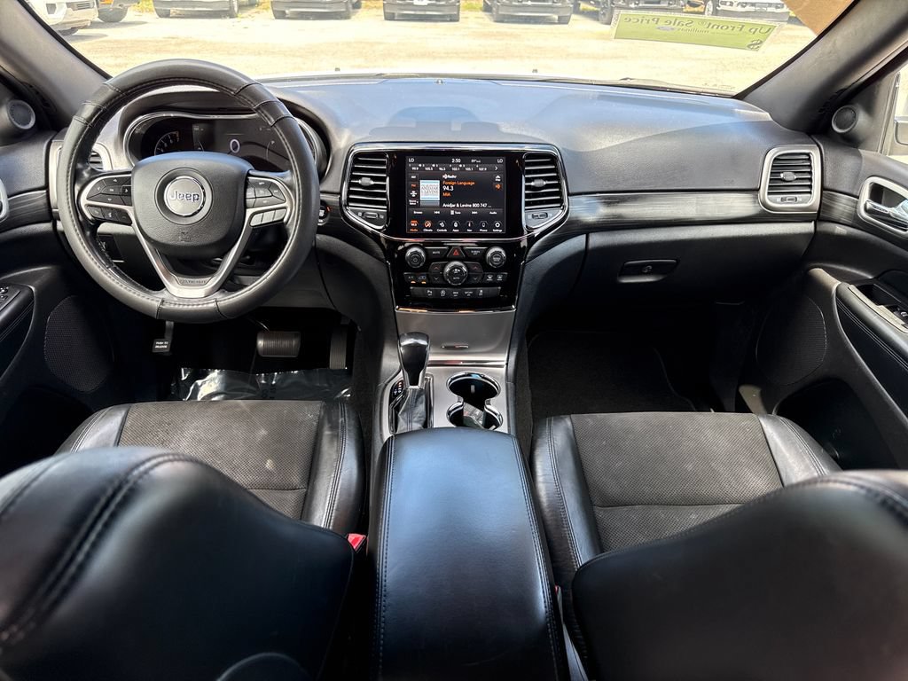 Used 2021 Jeep Grand Cherokee Laredo X RWD image 5