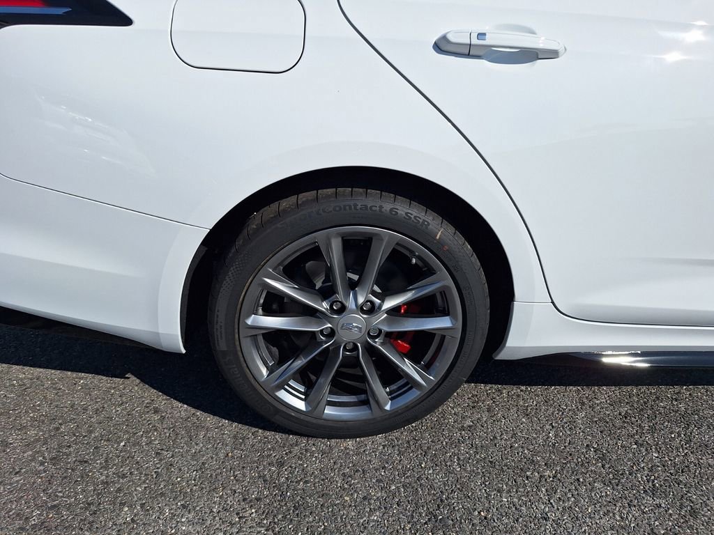 New 2026 Cadillac CT4 V image 26