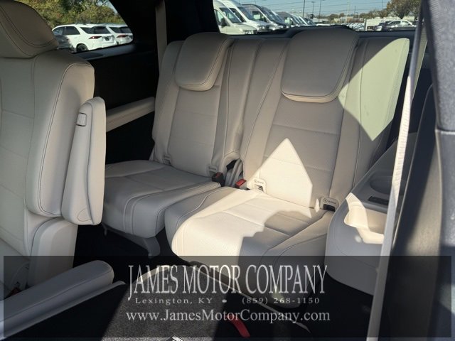 Certified 2025 Mercedes-Benz GLS 450 4MATIC image 20