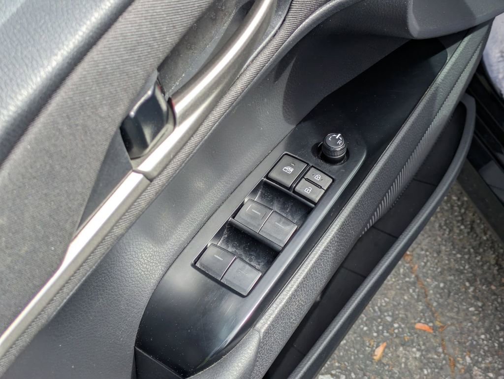 Used 2025 Toyota Camry LE image 13