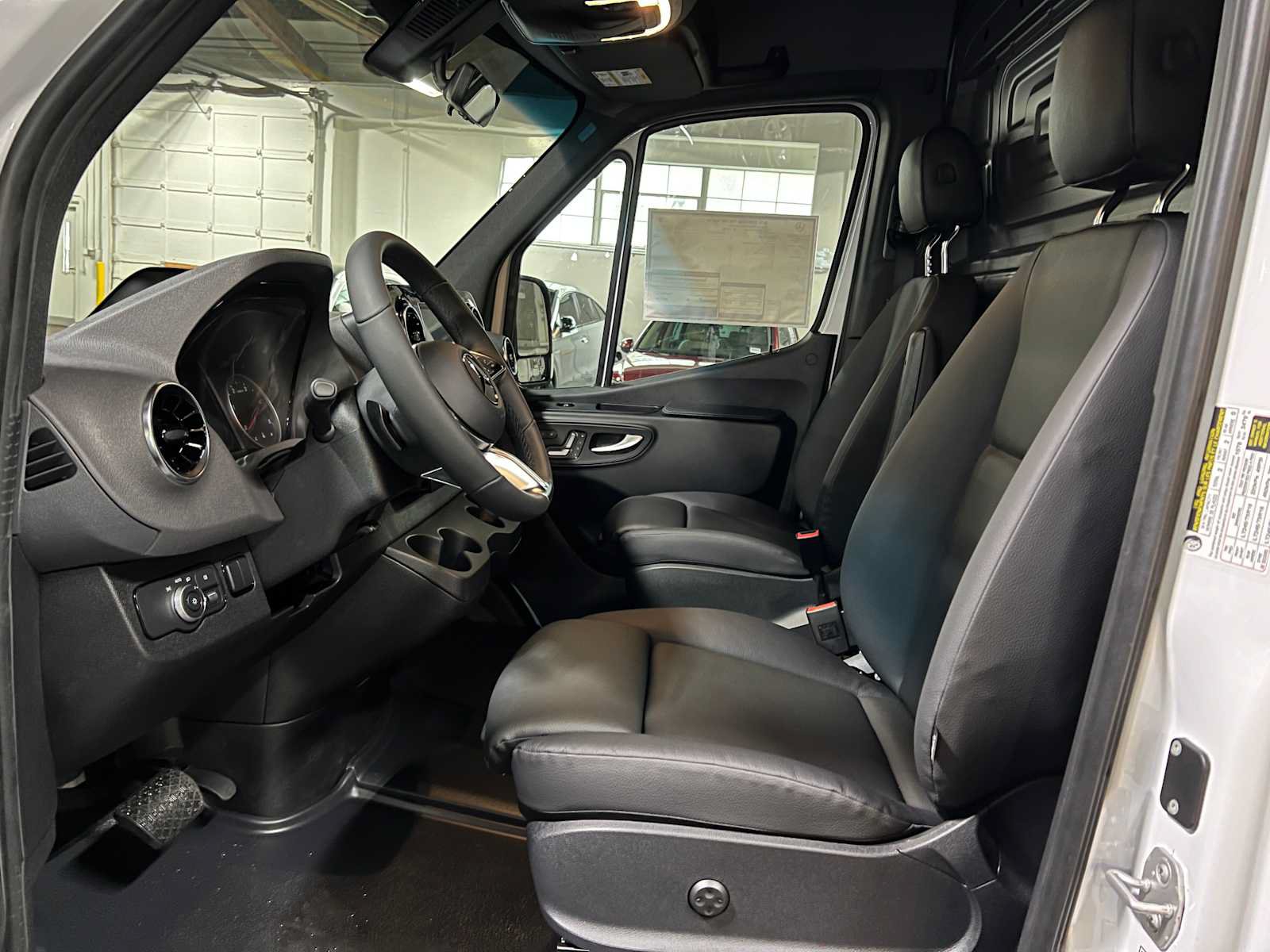 Used 2026 Mercedes-Benz Sprinter 2500 image 23