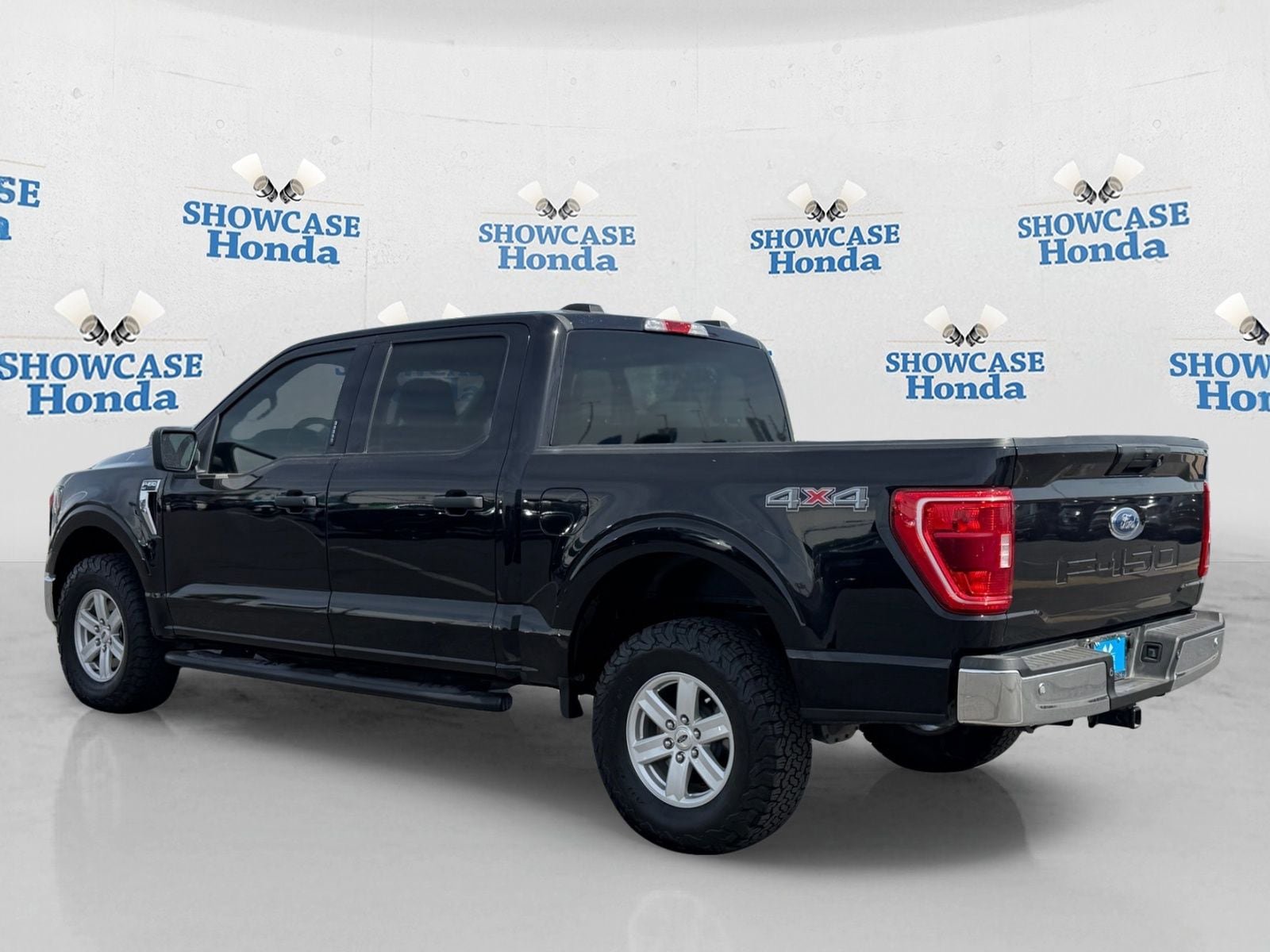 Used 2023 Ford F150 XLT w/ Equipment Group 301A Mid AWD/4WD image 5